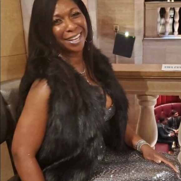 Meet your Posher, Diana - Picture 3 of 5